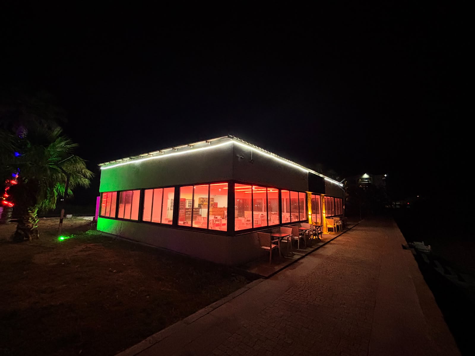 Karadeniz 61 Restaurant & Cafe